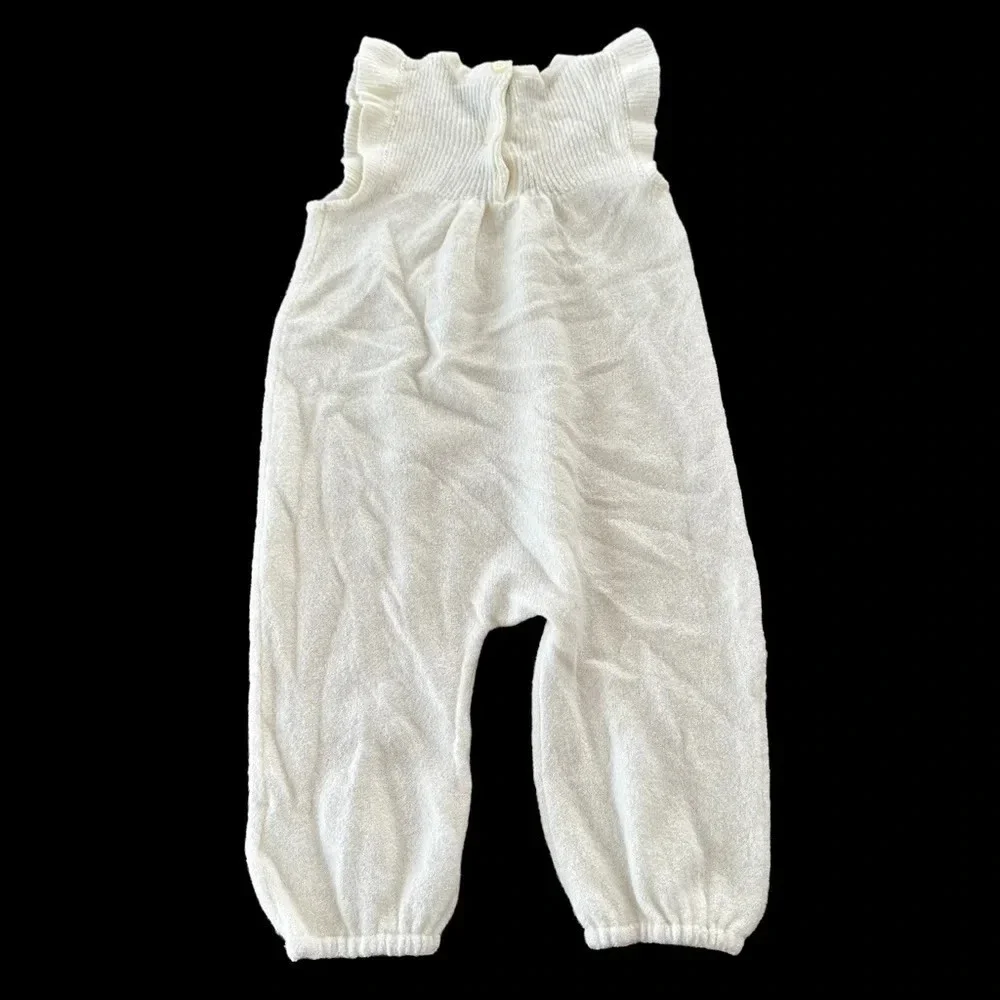 Baby Gap Sz‎ 6-12 months Cream Flutter Sweater One Piece Minimalist Contemporary